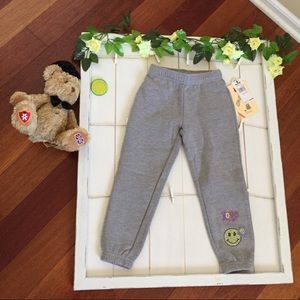 Gray sweatpants -size Girl 3/4- NWT- love sequin